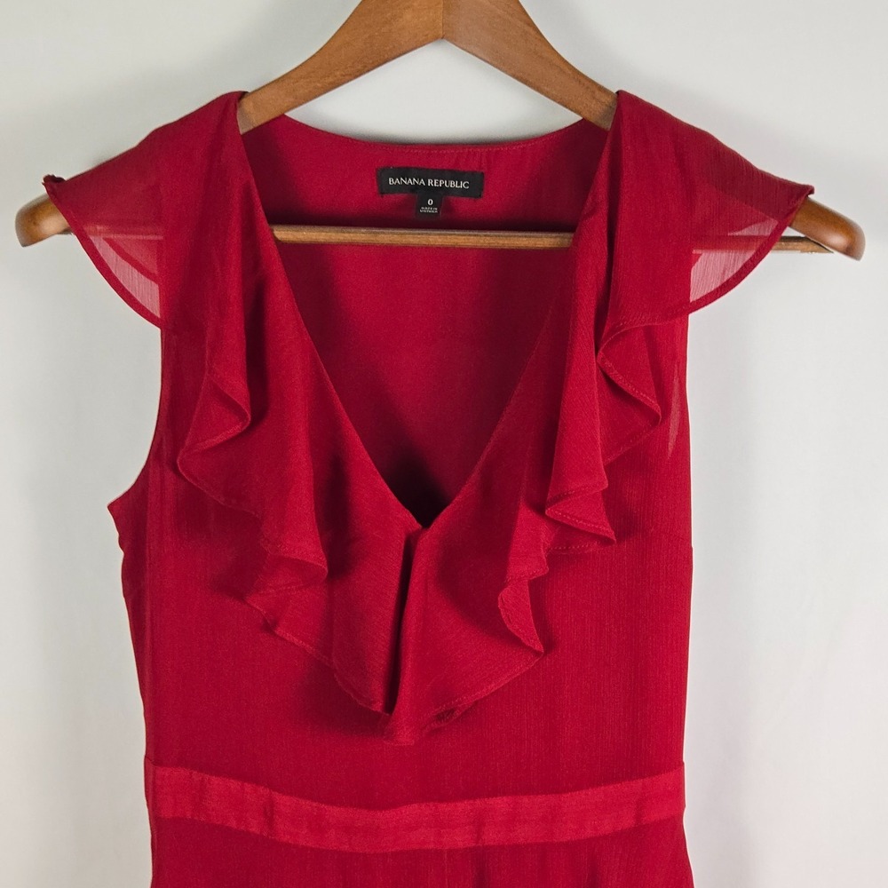 Banana Republic Red Ruffle V-Neck Handkerchief Hem HighLow Midi Dress 0 Cocktail - Picture 3 of 9